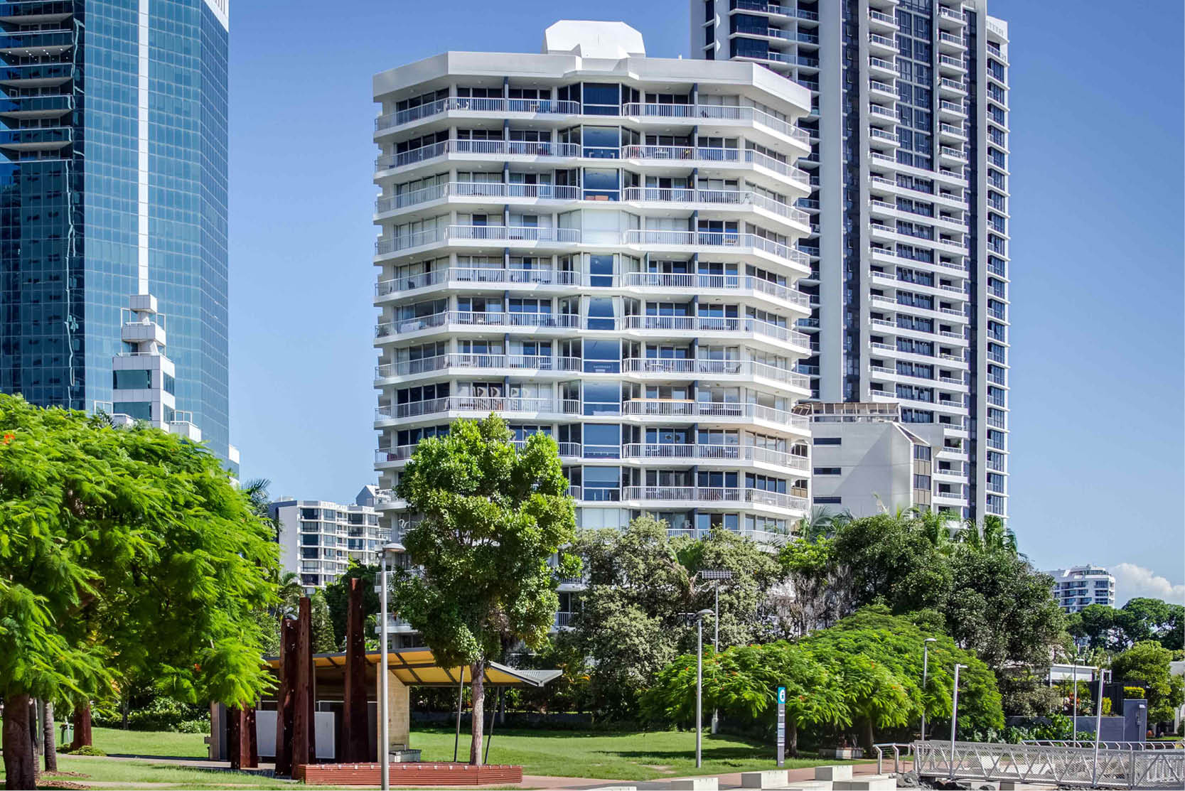 Moorings on Cavill